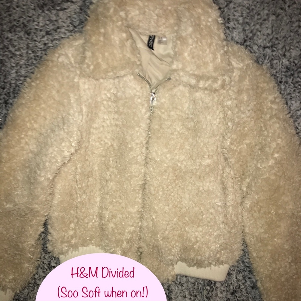 H&M Divided Cream Super Soft Plush Zip Up Jacket Super warm; like new condition